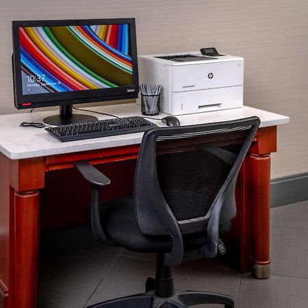 Hampton Inn Charleston Downtown Екстериор снимка