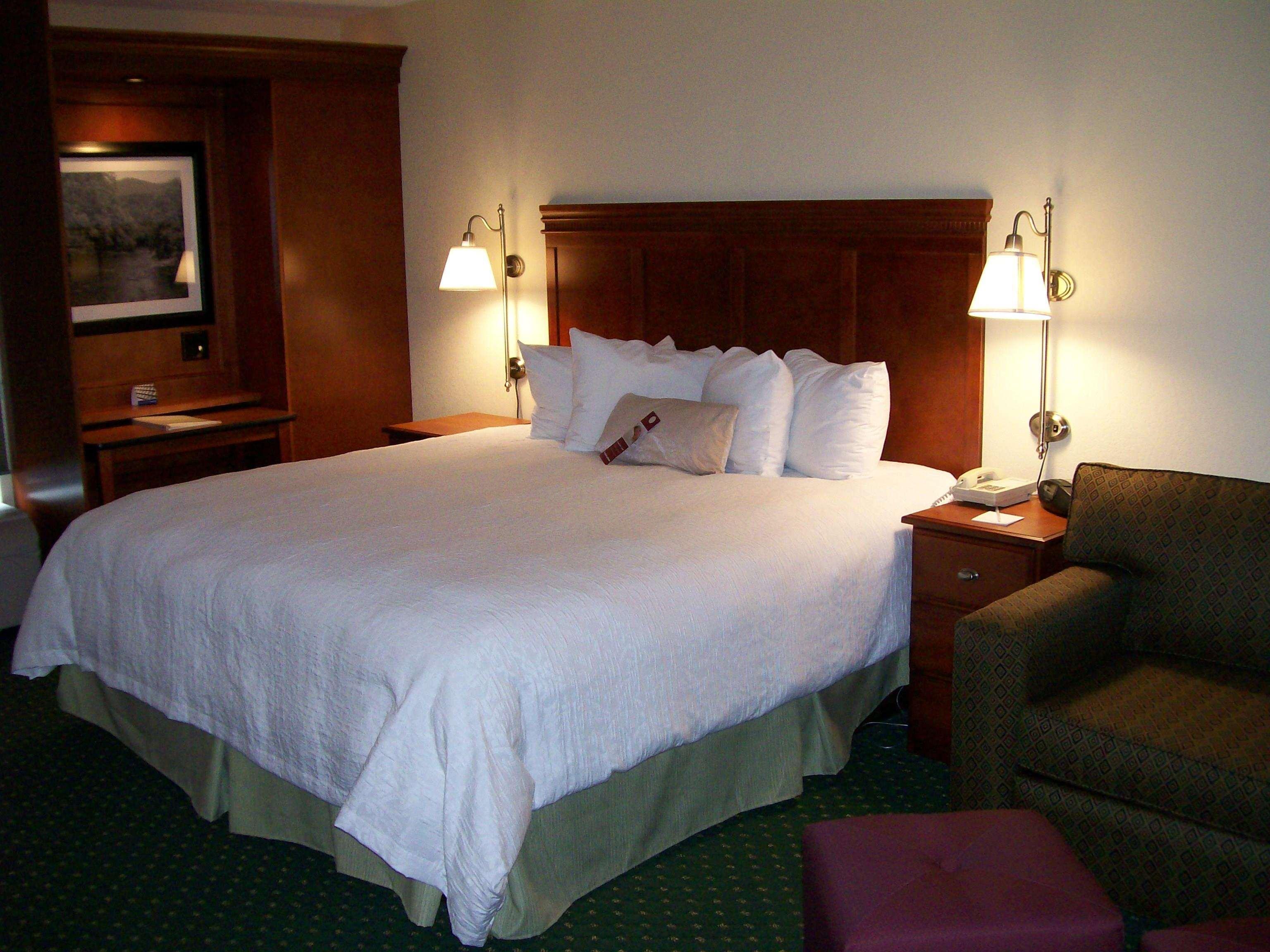 Hampton Inn Charleston Downtown Стая снимка