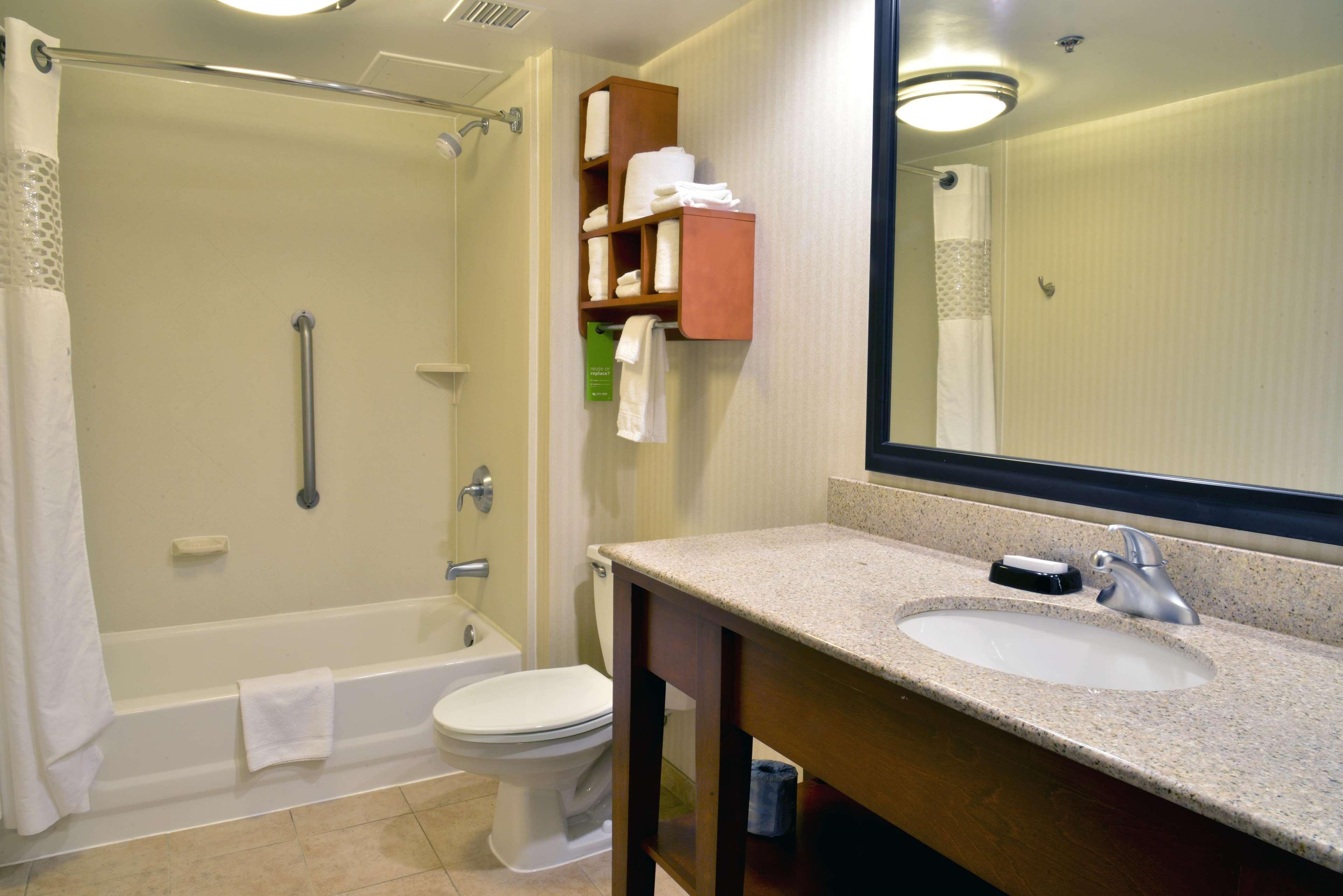 Hampton Inn Charleston Downtown Екстериор снимка