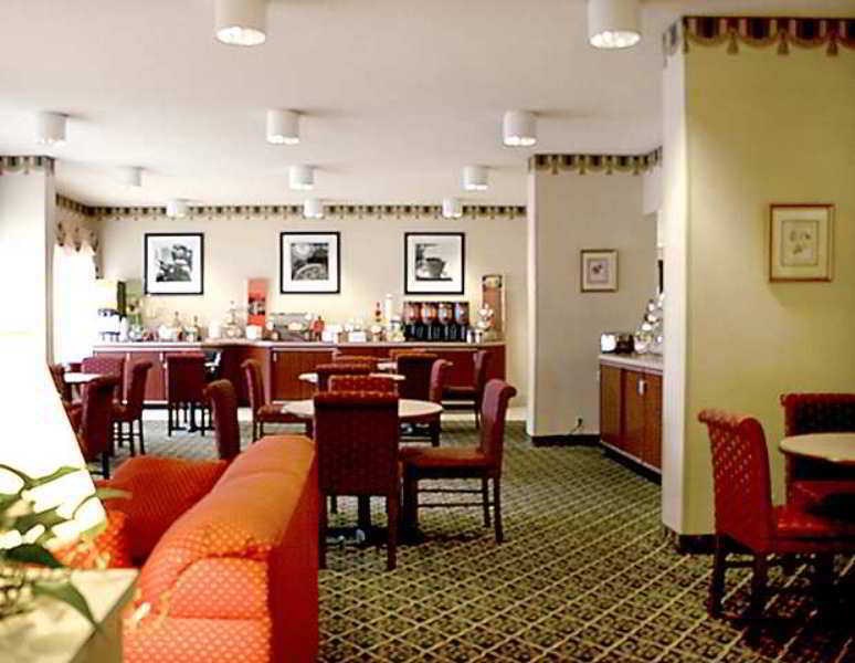 Hampton Inn Charleston Downtown Екстериор снимка